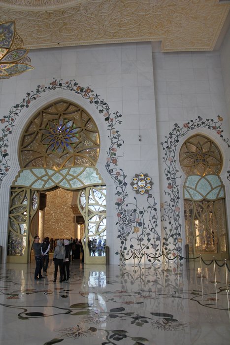 abu dhabi - Sheikh Zayed Grand Mosque (8).JPG