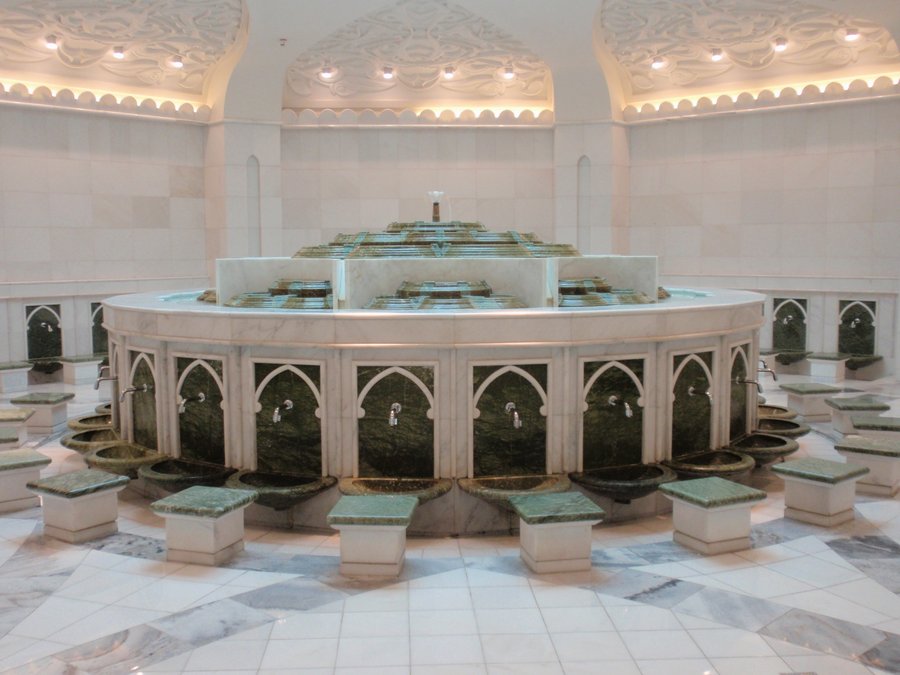 abu dhabi - Sheikh Zayed Grand Mosque - ph paolo B (1).JPG