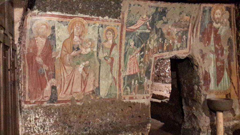 r sutri mitreo (9).jpg