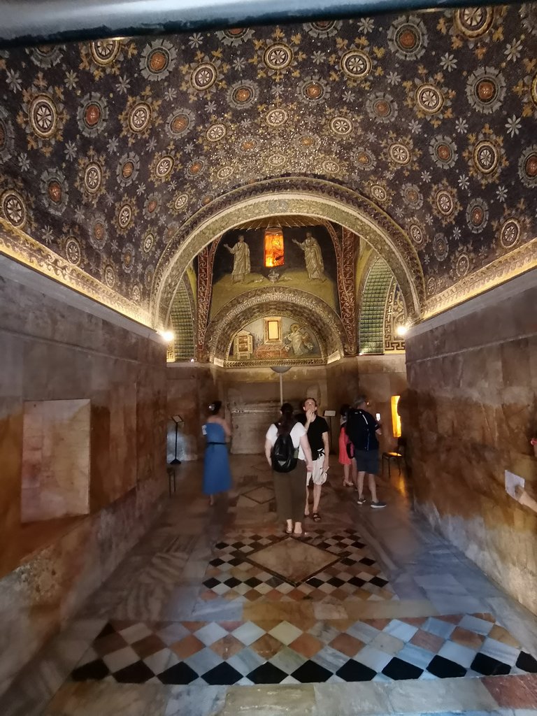 16 ravenna (40).jpg
