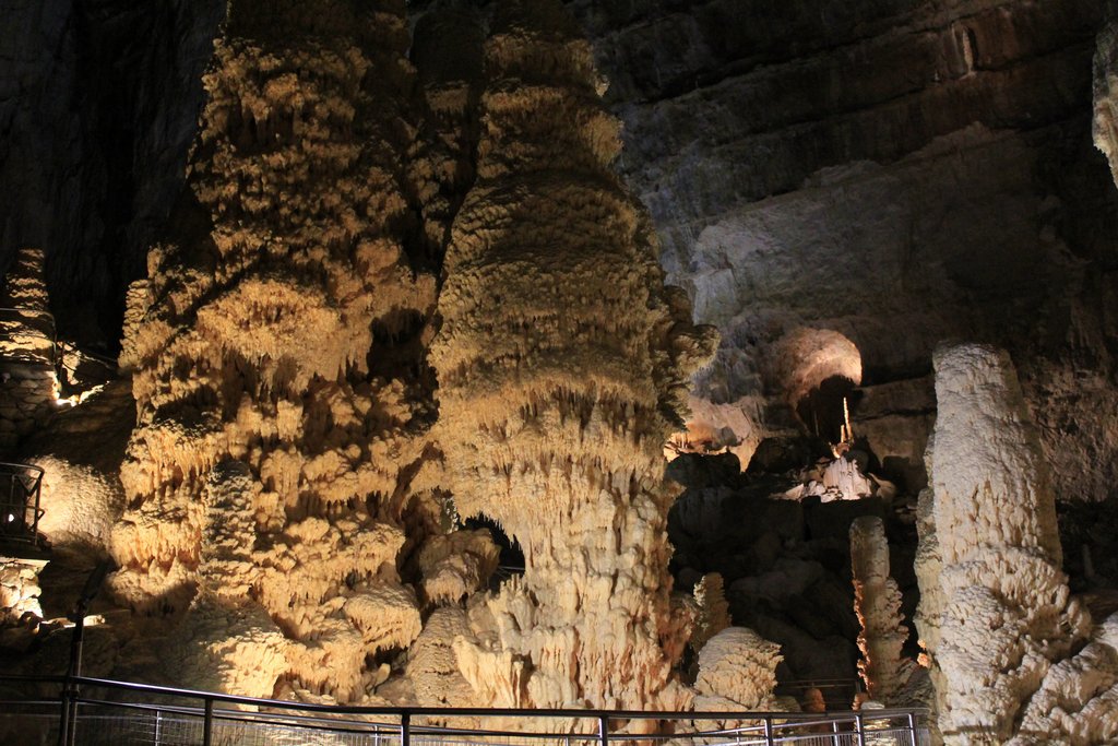 7 grotte frasassi (16).JPG