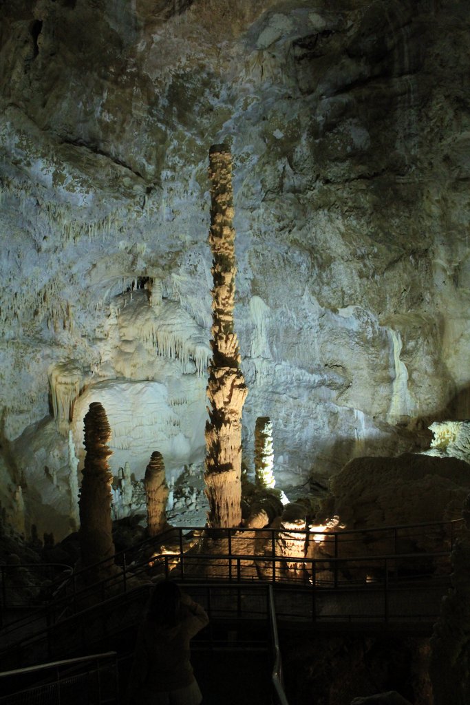 7 grotte frasassi (24).JPG