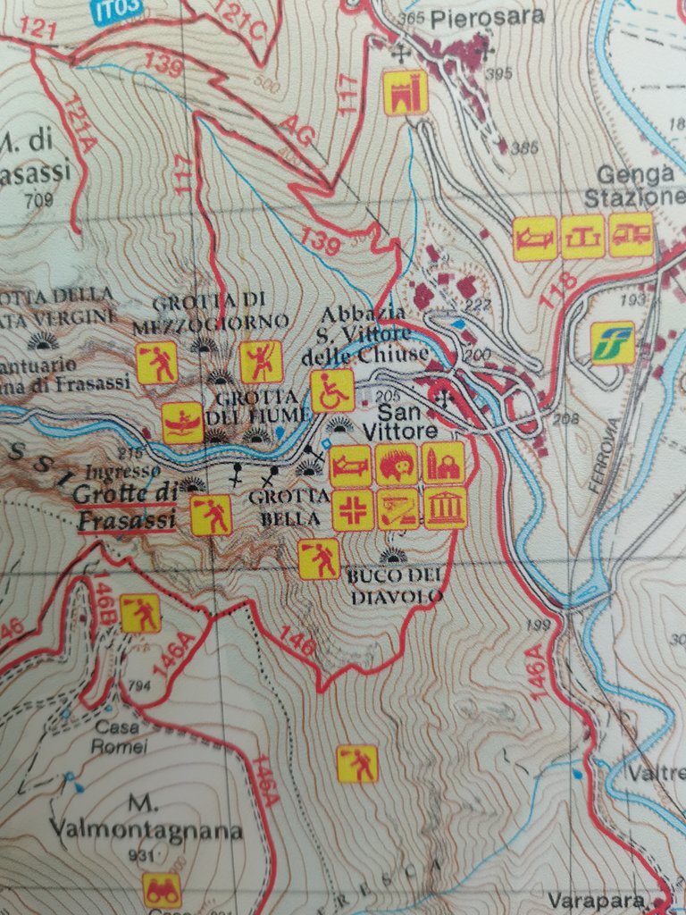 7 grotte frasassi (3).jpg