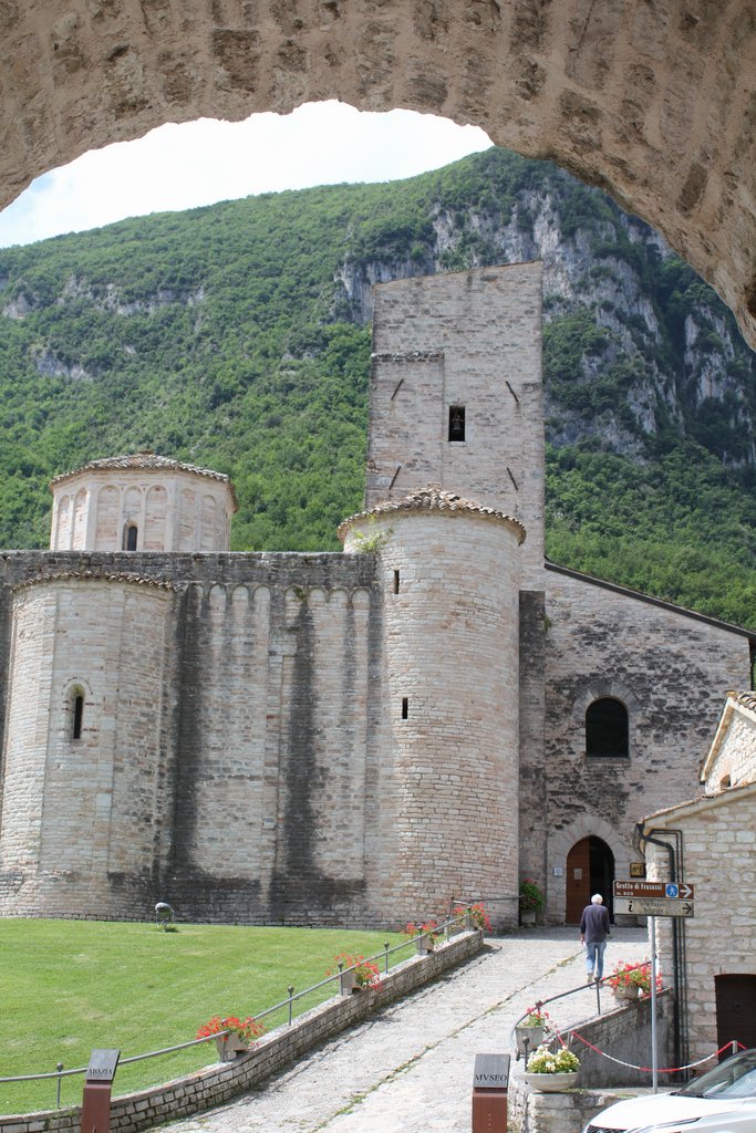 8 san vittore delle chiuse e ponte sestino (12).JPG