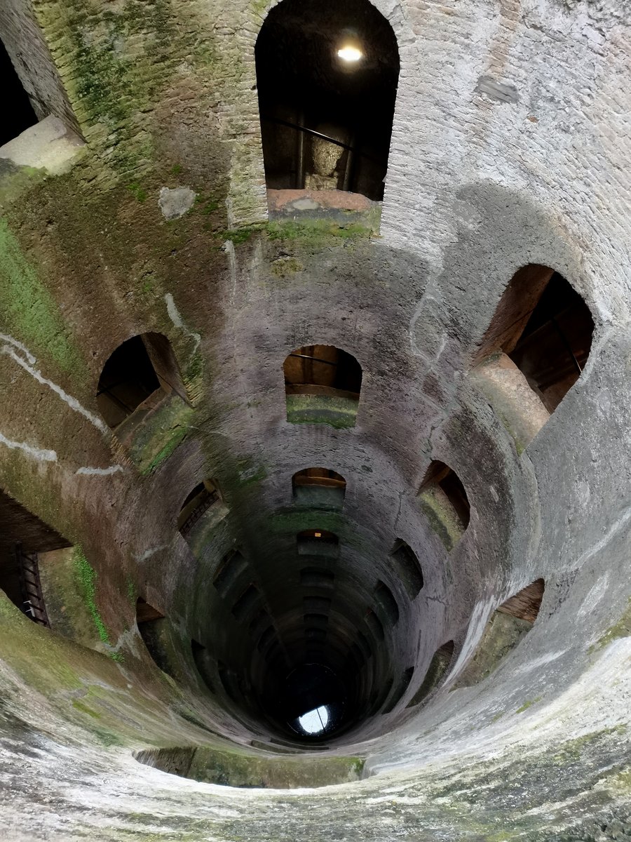 e orvieto pozzo san patrizio (5).jpg
