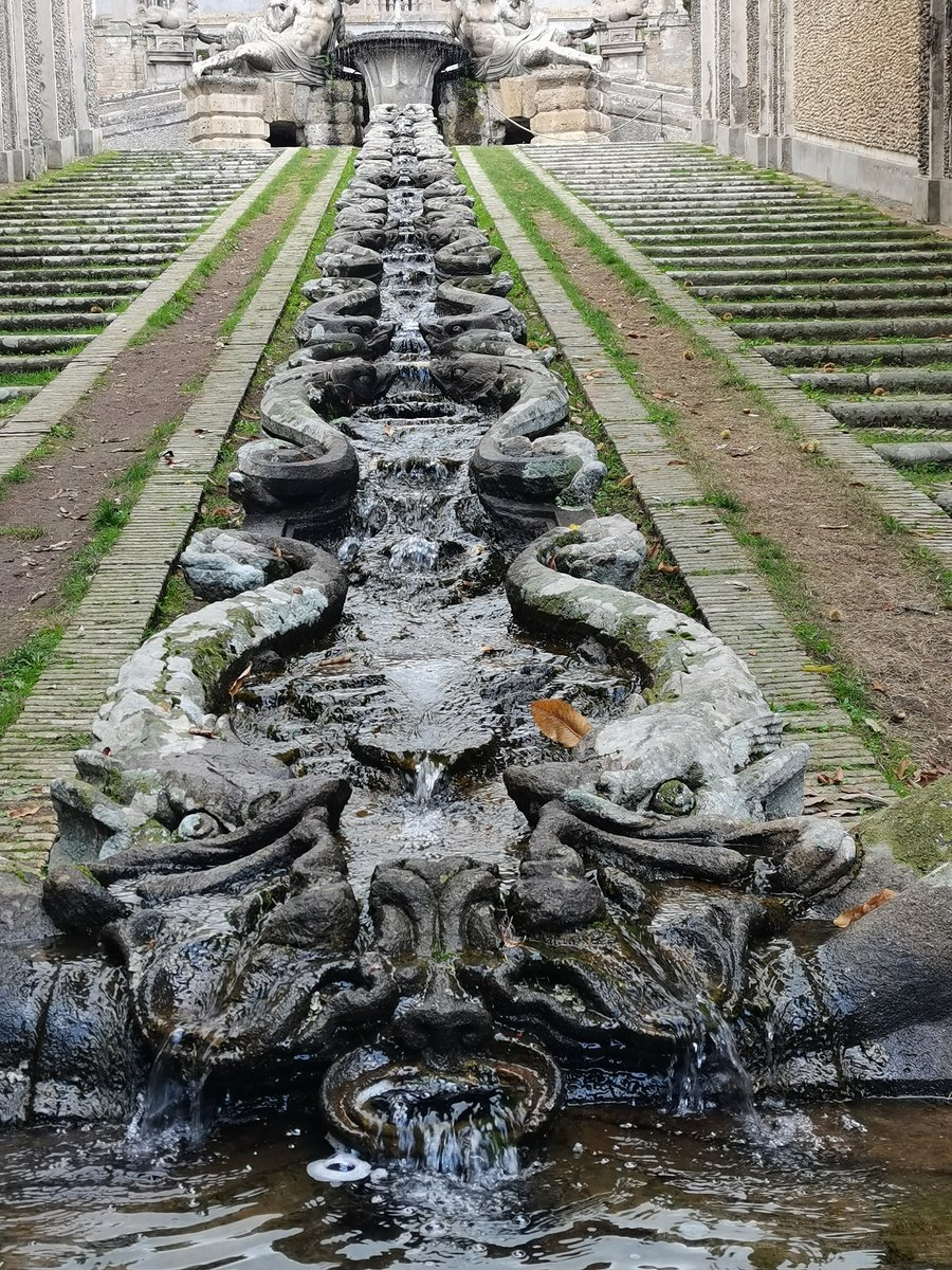h2 caprarola giardino (6).jpg