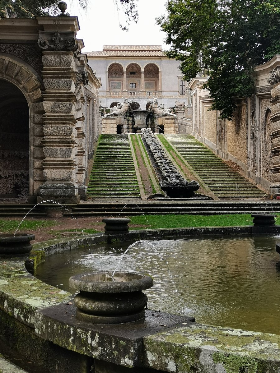 h2 caprarola giardino (8).jpg