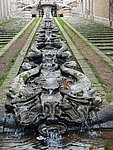 h2 caprarola giardino (6).jpg