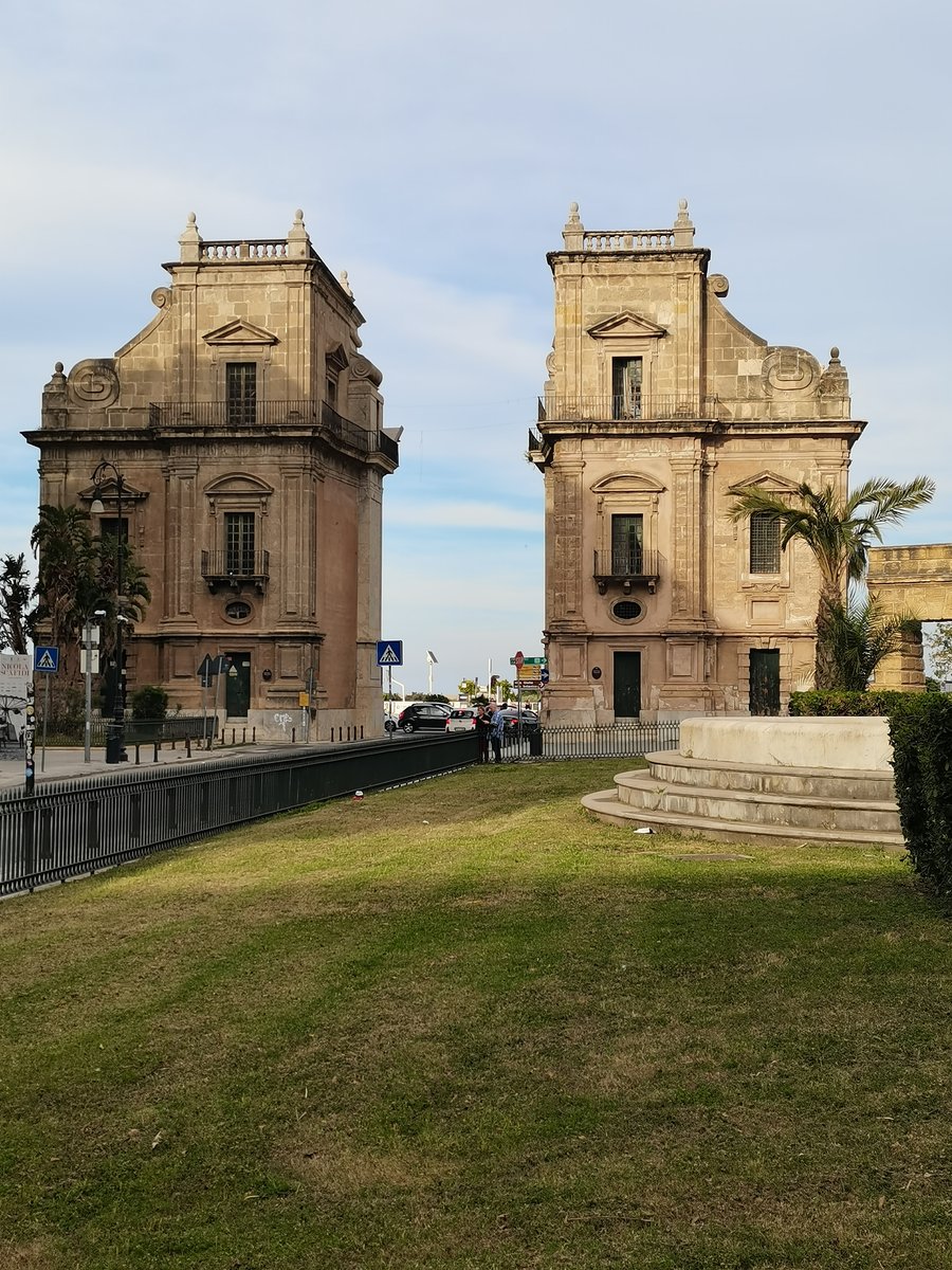 b15 palermo - porta felice (132).jpg