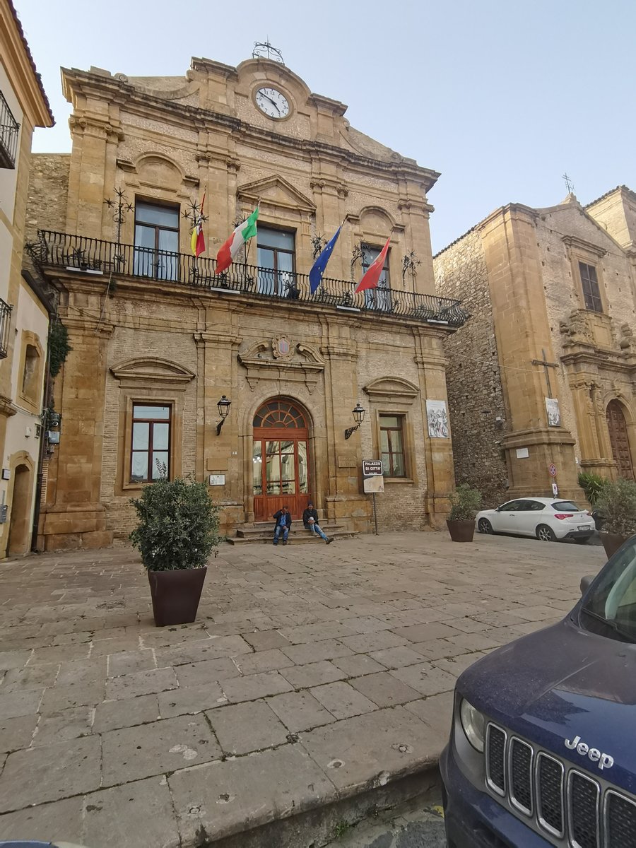 o3 piazza armerina - palazzo di città (1).jpg