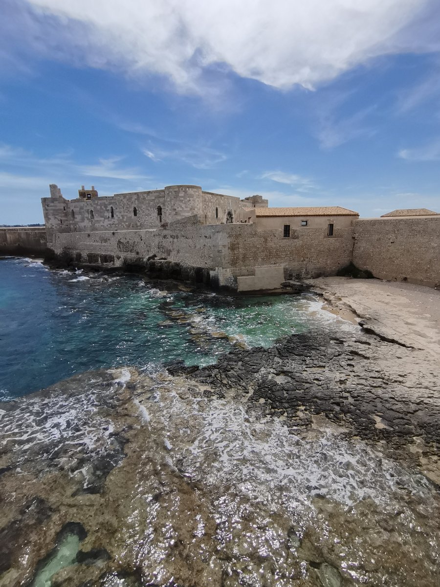 r siracusa ortigia - Castello Maniace (15).jpg