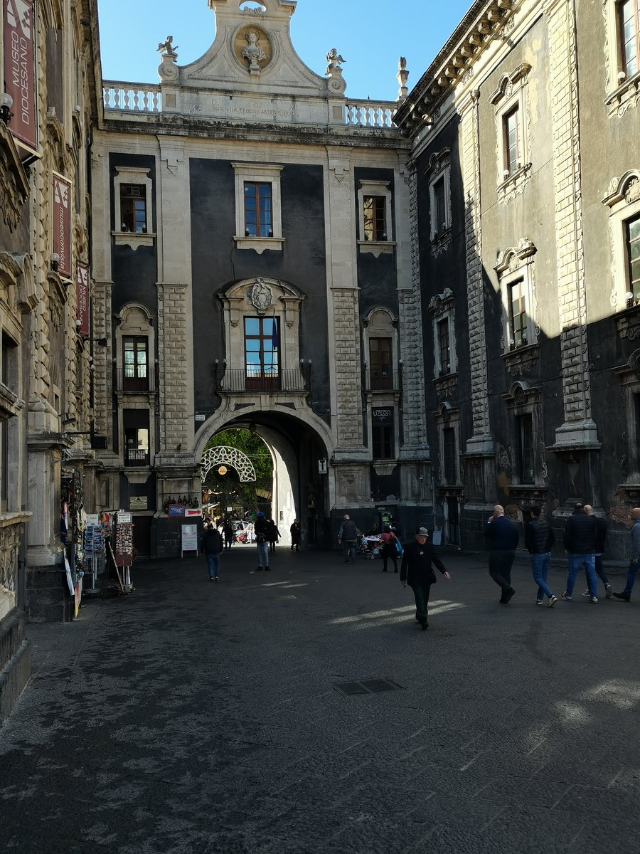 s catania Porta Uzeda (123).jpg