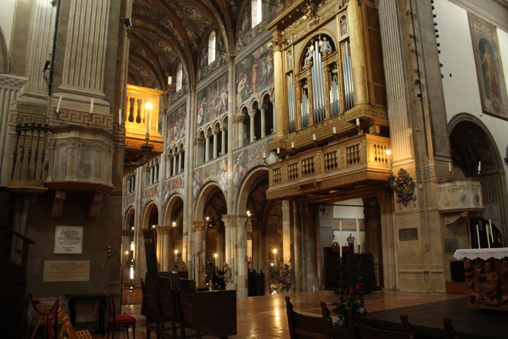 parma - cattedrale e battistero (8).JPG