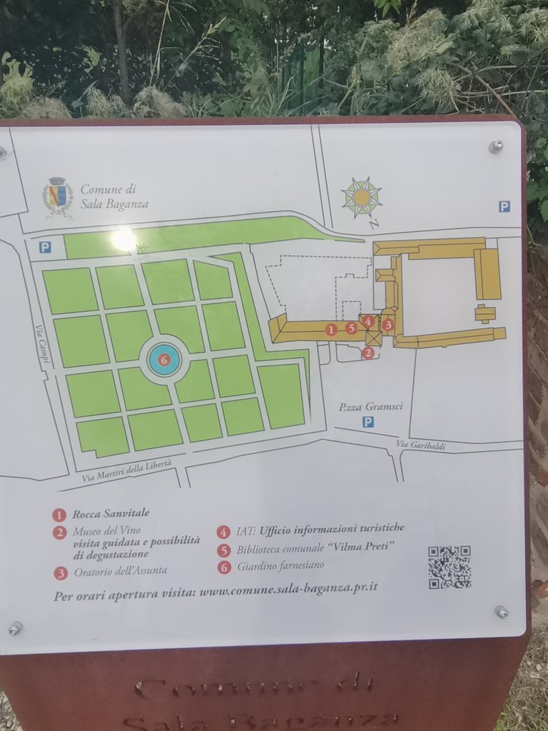 sala baganza - rocca di ().jpg