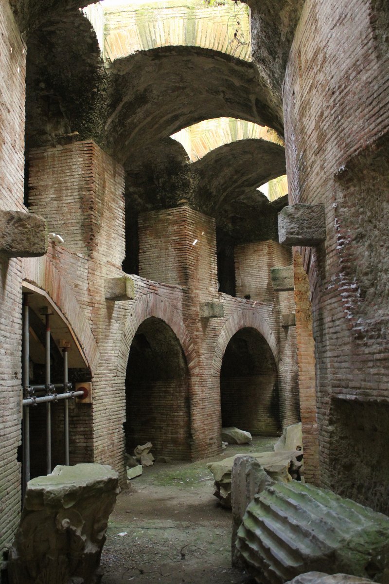 m pozzuoli  (20).JPG
