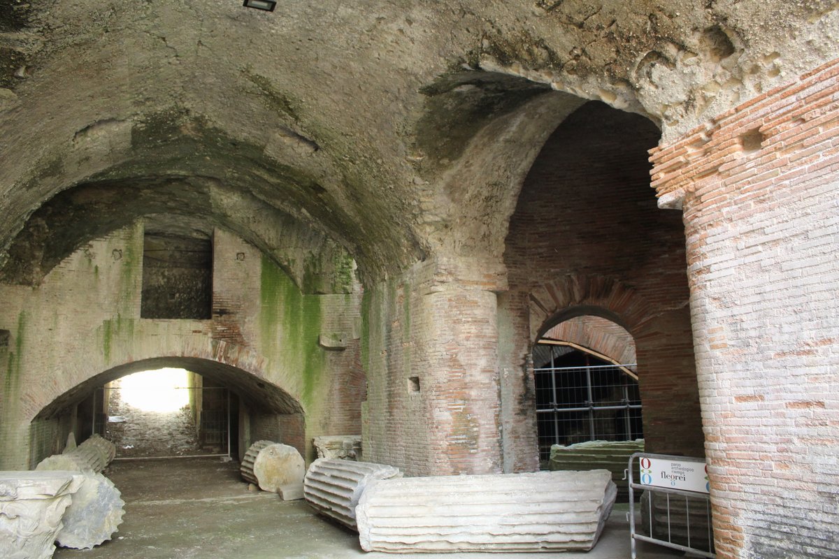 m pozzuoli  (30).JPG