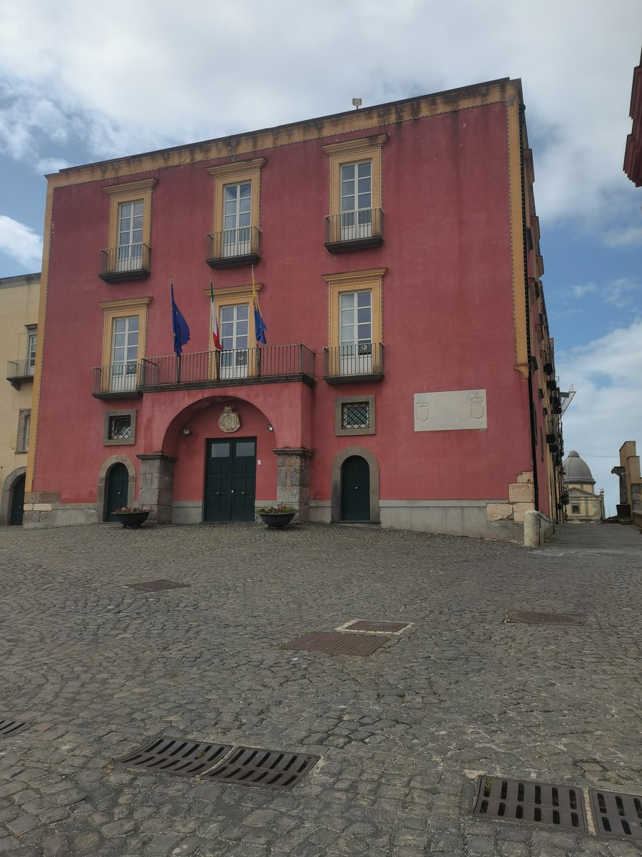 m4 pozzuoli - rione terra (19).jpg
