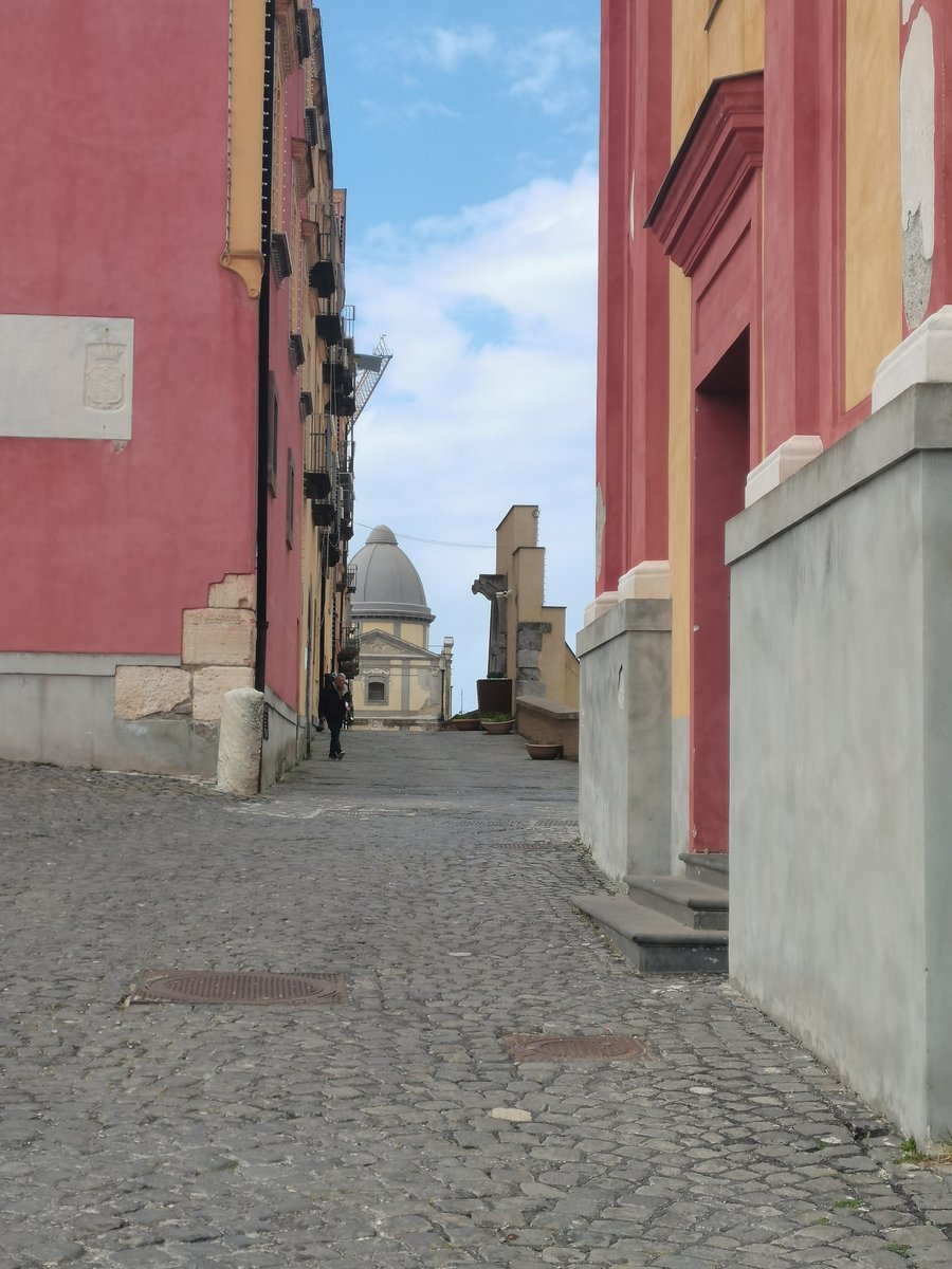m4 pozzuoli - rione terra (20).jpg