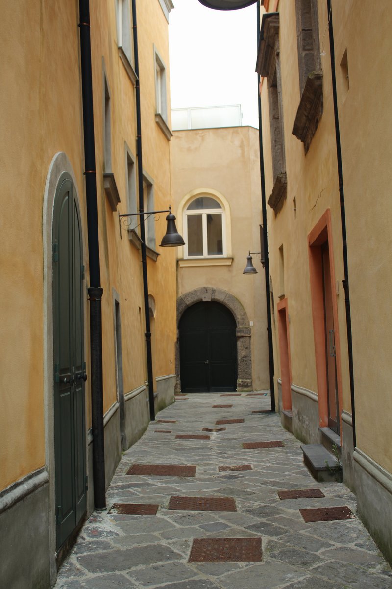 m4 pozzuoli - rione terra (5).JPG