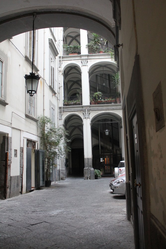 napoli palazzi (3).JPG