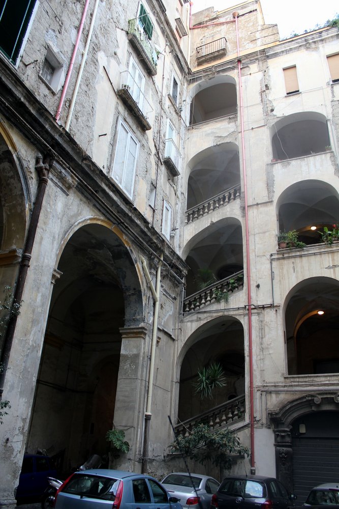 napoli palazzi (6).JPG