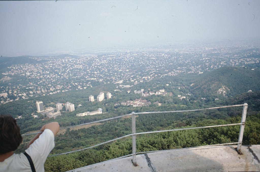 yugo&ung1990-budapest (1).jpg