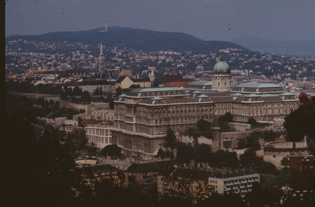 yugo&ung1990-budapest (15).jpg