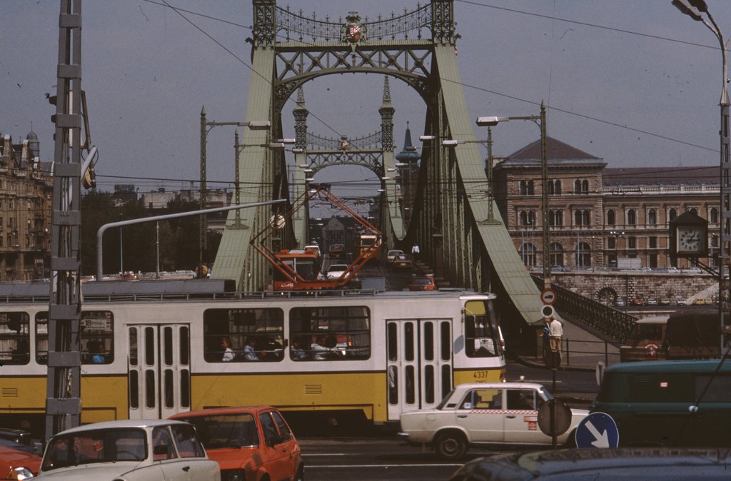 yugo&ung1990-budapest (22).jpg