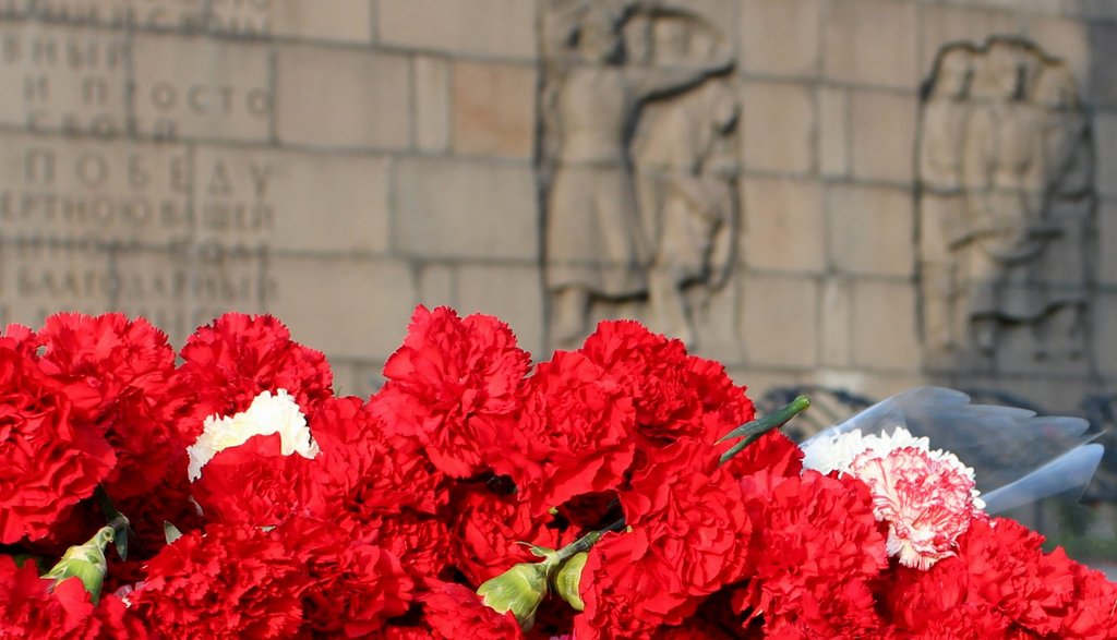 spb-cimitero memoriale di Piskarevsky (13)bis.jpg