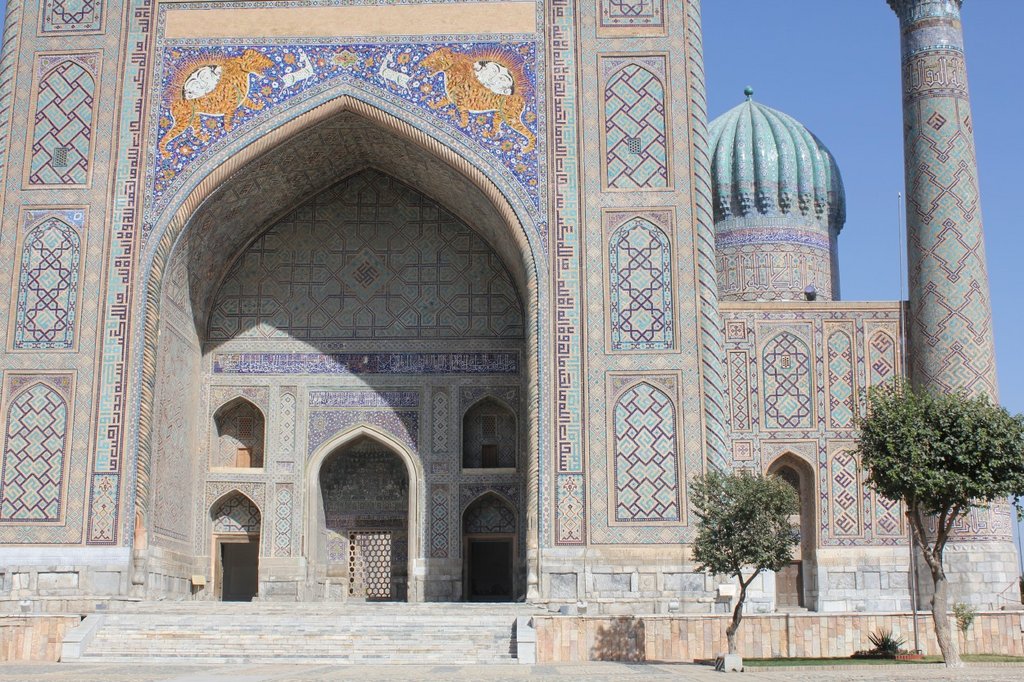 resi_b samarcanda - registan sq (94).jpg