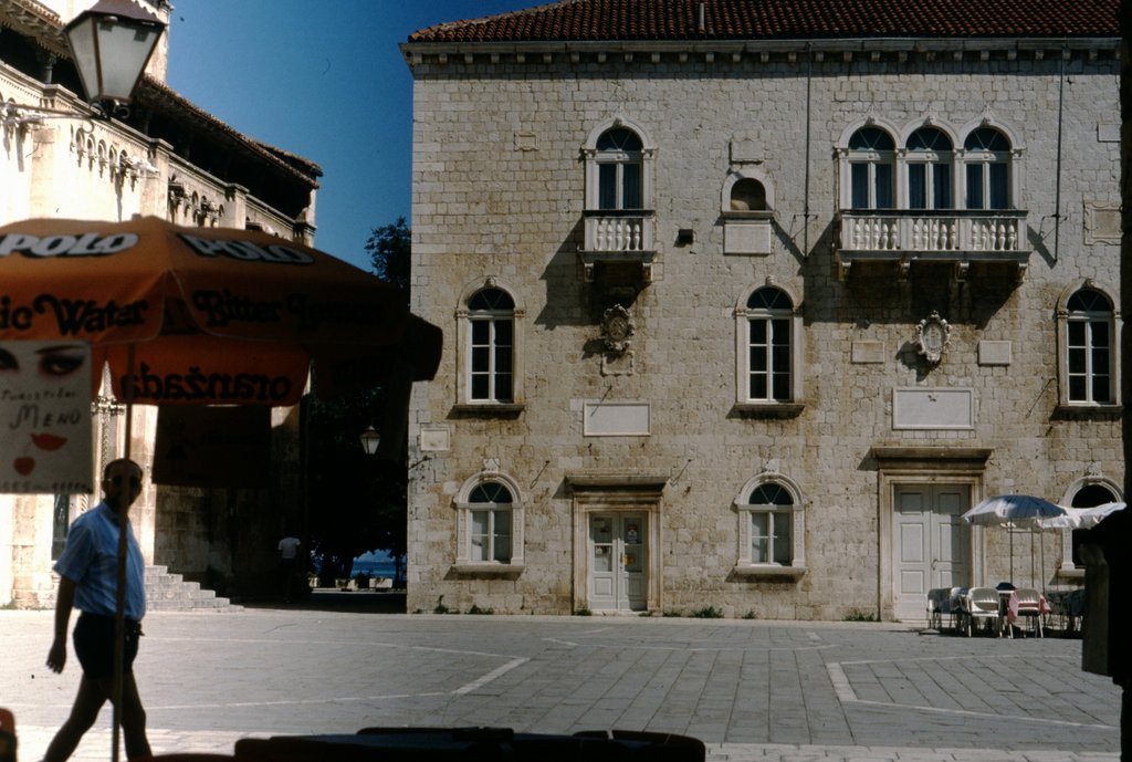 image0044.jpg